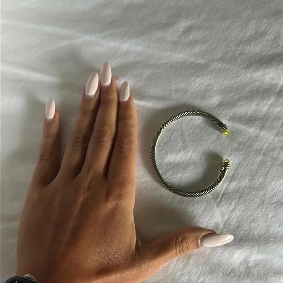 David Yurman cable flex bracelet in peridot - Picture 10 of 13